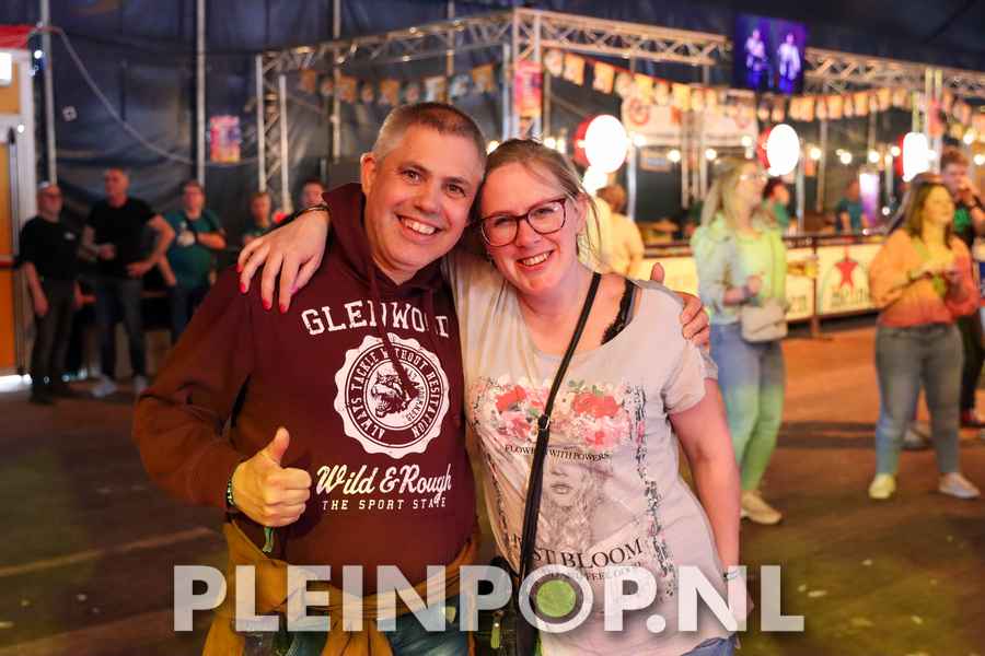 Publiek    Bezoekers (47)